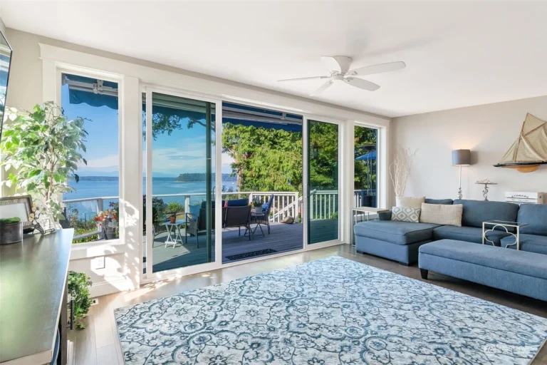 Cozy Coastal Home Hidden in Tulalip